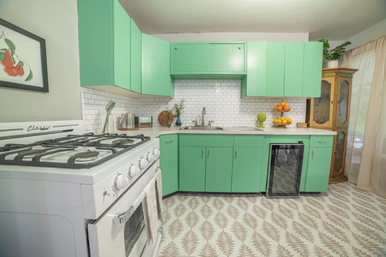 The Springs Motel New Ashford Εξωτερικό φωτογραφία